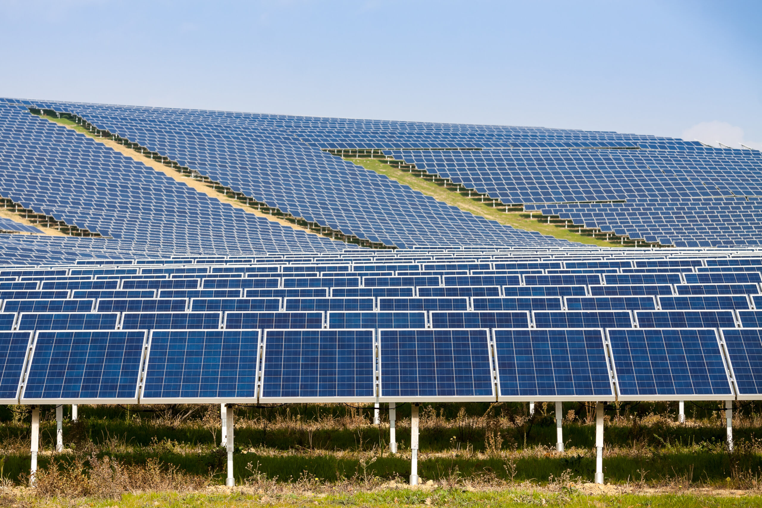 8 Megawatt Spitzenlastmanagement bei Batterie- und Solarpak